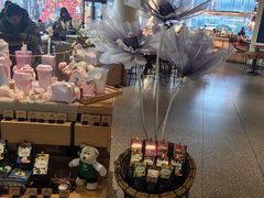 -星巴克臻选(上海合生汇1F店)