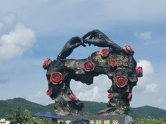 -亚龙湾国际玫瑰谷