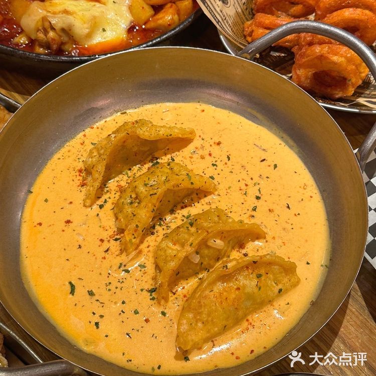 重庆📍会一直去吃的平价韩食馆‼️好吃又好拍