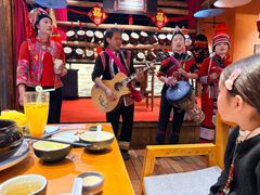 -老滇山寨•云南特色菜•地方菜•民族风情歌舞表演(金碧店)