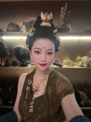 点击看大图 -盘子女人坊古装写真摄影(南京总店)