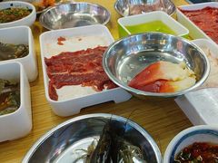 -杨老板·海鲜集市火锅·鲜切牛肉(中防万宝店)