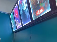 -荒岛实景沉浸密室(江汉路1店)