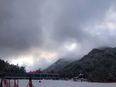 -大别山南武当滑雪场