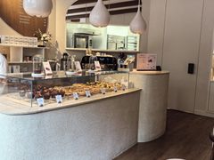 -VERIE BAKEHOUSE