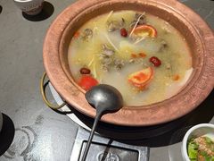 -阿婆情腊排骨火锅·野生菌季(古城旗舰店)