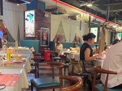 -四海一家自助餐(益田假日广场店)