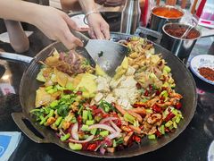 -丁姨妈贵州臭豆腐烙锅(甲秀楼店)