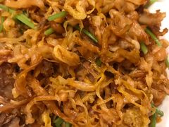 月牙骨炒酸菜-北李妈妈菜·海肠捞饭(高新万达店)