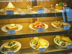 面包甜点陈列柜-漫咖啡MAANCOFFEE(清江路店)