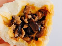 麻辣香菇鸡丁包-老陶包子铺(南大西南村店)