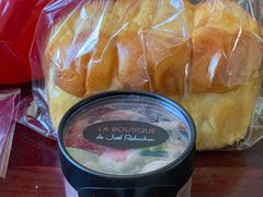 巴旦木巧克力-Salon de The de Joel Robuchon(外滩18号店)