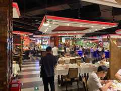 -四海一家自助餐(益田假日广场店)