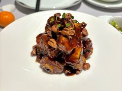山核桃糖醋小排-屋里厢上海菜馆