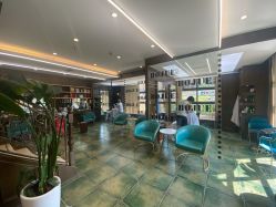 -BOJUE·铂爵造型烫发·染发