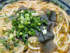 -牛师傅牛肉面(尚隆路店)