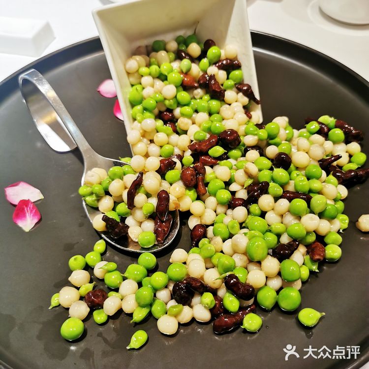 一份心境，一份素餐，一群朋友…