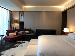 -广州天河希尔顿酒店