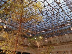-乐蓬马歇百货公司(Rive Gauche)