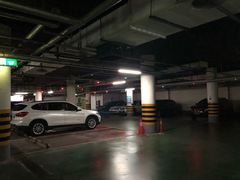 -观前公园人防停车场