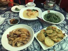 -瑞丰园庭院餐厅·白族传统家常菜