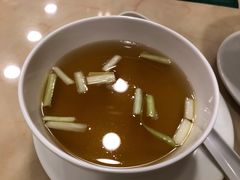 大地鱼汤-盛记粥面(佐敦店)