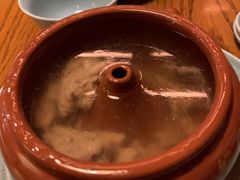 云南名材汽锅鸡&nbsp;/例-丽江金茂凯悦臻选酒店-滇香馆