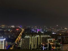 -黄金时代游泳健身云畔会所(绿地中心双子塔店)