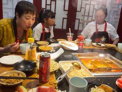 -辣莊重庆老火锅(威海高铁站韩乐坊店)