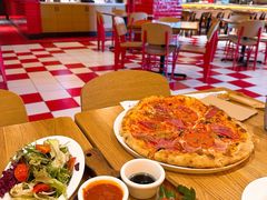 -城市大道红炉披萨烘焙坊