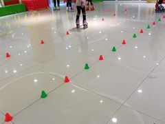 -阿布溜溜(同曦假日百货店)