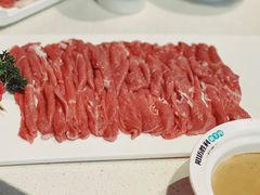 手工鲜切羊腿肉-圆山胜利碳火铜锅涮肉(马甸桥店)