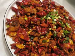 -鑫巴蜀小镇 · 水煮鱼专研店(玉桥店)