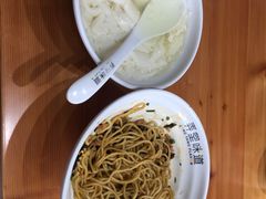 -弄堂咪道-饭香·面香·馄饨香(兴梅店)