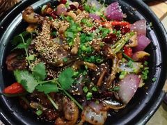 -何师烧烤Pro ·江湖川菜·小龙虾·精酿(太古里旗舰店)