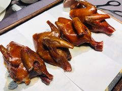 脆皮乳鸽-北京泰富酒店-柏景轩中餐厅