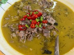 -鸿亨泰杂鱼馆(港馨家园店)