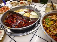 -周良天山牛杂城(天山路总店)