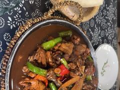 -八两八金·莱芜特色炒鸡(市南漳浦路店)