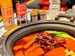 -爱你您·自家鱼塘·活水喷泉鱼火锅(八里店)