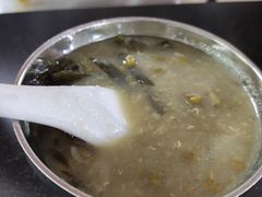 -甜心阁(沿江路店)