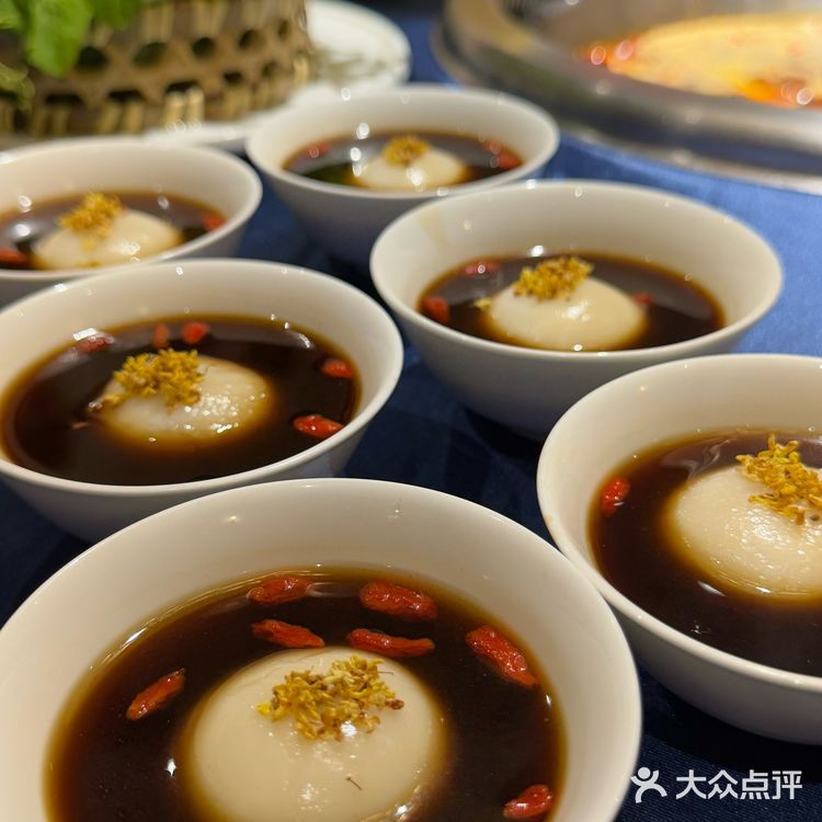 春节解锁百年独栋洋楼吃火锅看夜景……