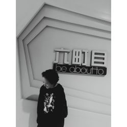 -Kraemer Paris  苏豪路易士·嘉玛发廊