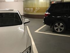 -兴业太古汇·停车场