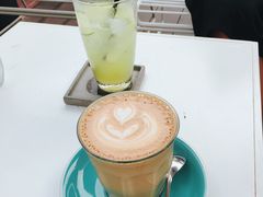 -UNI UNI(环亚凯瑟琳店)