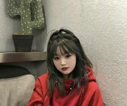 -曼都发型