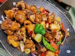 干锅蒜香鸡-刘胖子家常菜·蹄花焖藕(中南店)