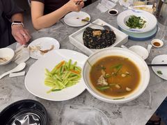-新丁香海鲜酒店(银海商贸城店)