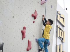 -问山MountQuest攀岩馆