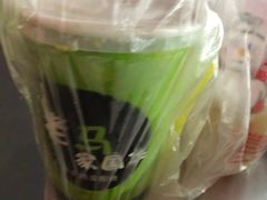 -清真老马家国华牛奶鸡蛋醪糟(正宁路店)